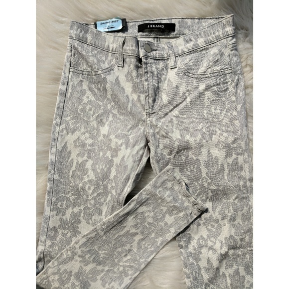 J Brand Floral Print Super Skinny Mid-Rise - Picture 3 of 8